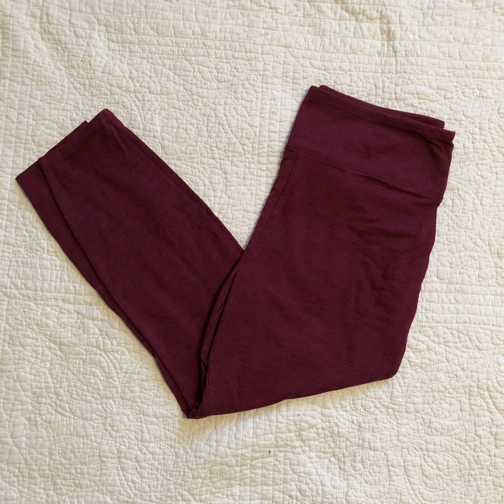 Cropped Burgundy Leggings